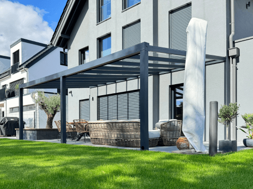 Modell EcoLine als Terrassenüberdachung mit zwei Pfosten